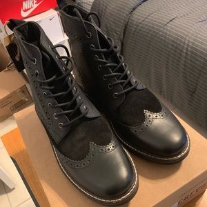 Crevo black suede leather wingtip boots brand new